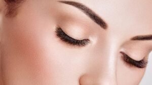 Read more about the article لمحة عامة عن زراعة الرموش